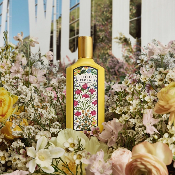 ご専用!GUCCI  薔薇シルク100%オーバーブラウス ご専用!GUCCI 薔薇シルク100%オーバーブラウス 【公式通販】