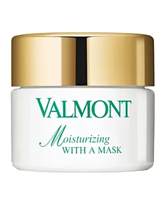 Moisturizing with a mask 